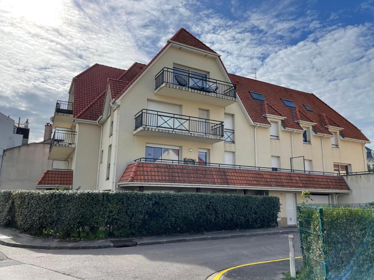 Villa Louise - Appartement Spacieux Proche Digue Avec Jardin 维姆勒 外观 照片